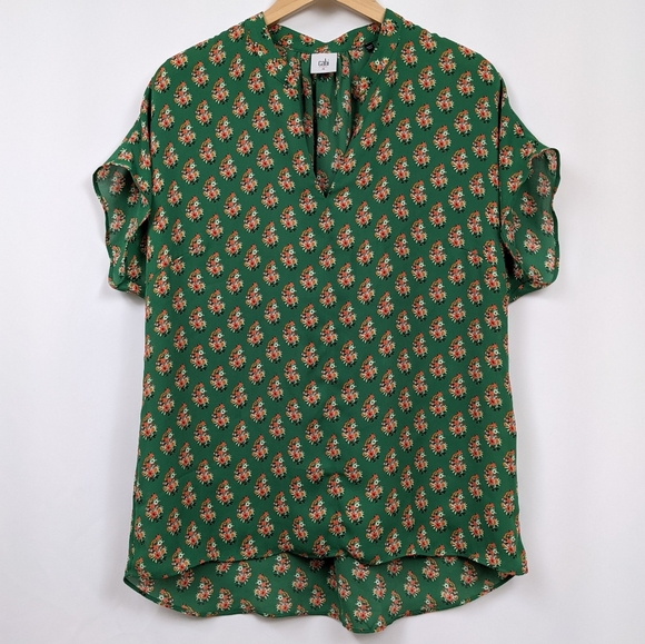 CAbi Stevie Floral Blouse #3252 Short Sleeve V-Neck High-Low Hem Green size M - Picture 2 of 13